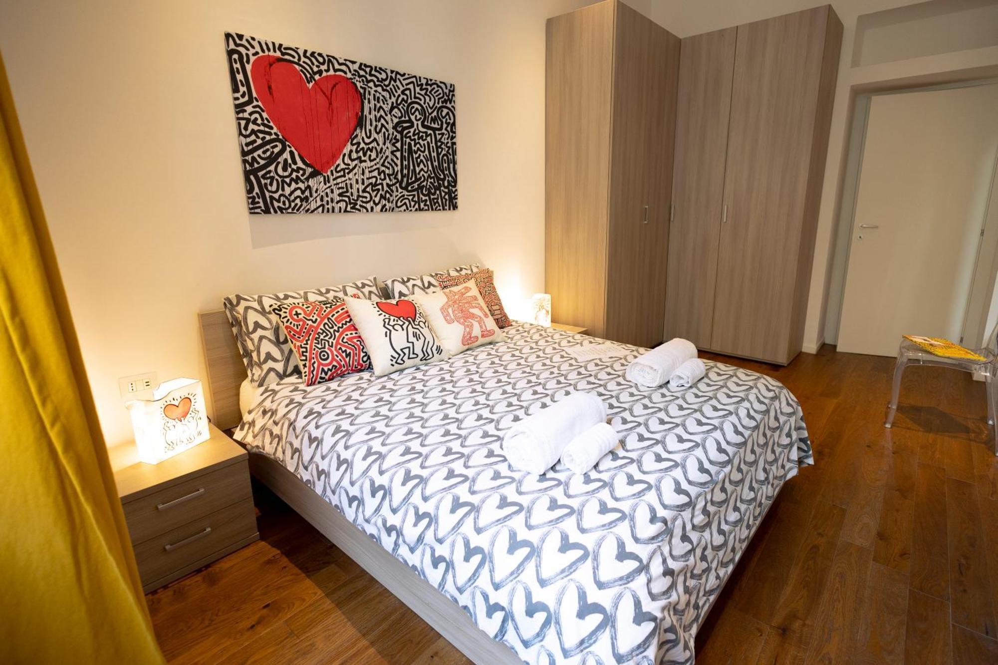 The Keith Haring Room - Private Bedroom Milano Exteriör bild